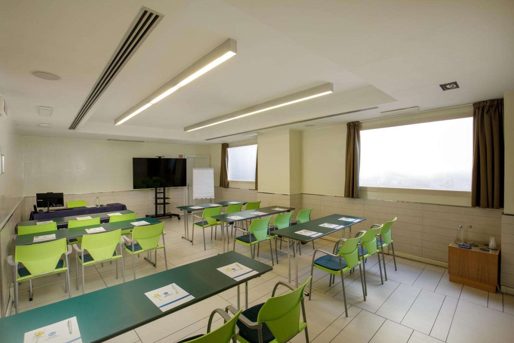 Western Globus 3* Rome